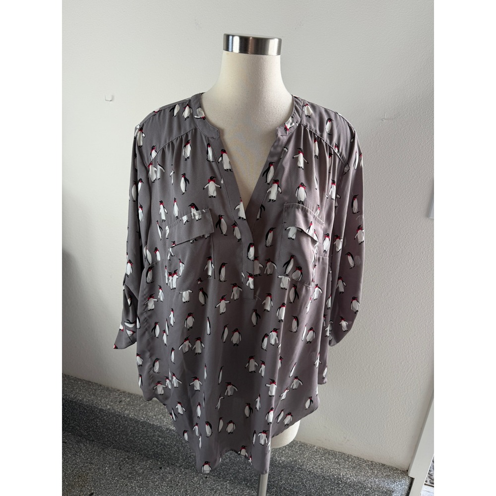 Torrid Harper Womens Plus 1X Penguin Print Blouse Grey V Neck Tab Sleeve Top